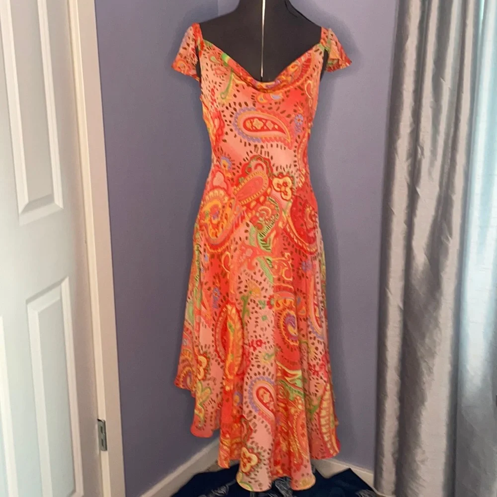 Bandolino size 6 paisley Saffron colored dress